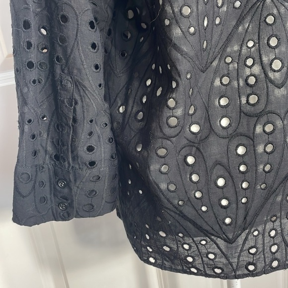 Zara Embroidered Eyelet Shirt Size Large Black Button Up 3/4 Sleeve - Picture 6 of 13